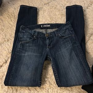 Hudson size 26 mid rise skinny jeans